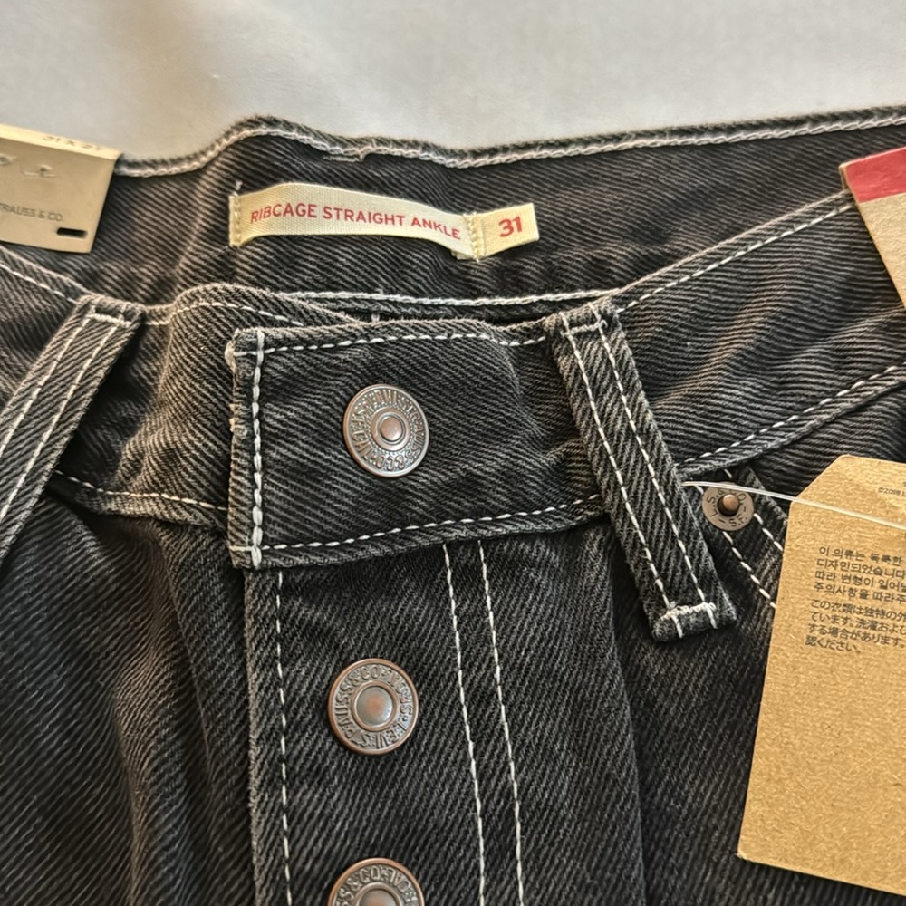 High-Rise Button-Fly Women's Jeans - Black - Picture 3 of 5